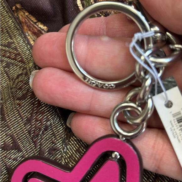 Authentic COACH TWIRLY calf Leather Star keychain - Picture 3 of 7